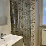 Elegante Corte Con Giardino A 5 Minuti Dal * Angera