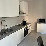 Elegante Corte Con Giardino A 5 Minuti Dal Daire *