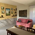Elegante Corte Con Giardino A 5 Minuti Dal * Angera