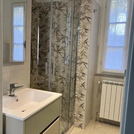Elegante Corte Con Giardino A 5 Minuti Dal Lägenhet
